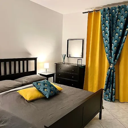 Holiday home Mondello Front