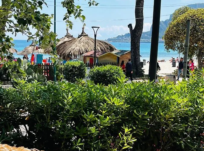 Mondello Front Сasa de vacaciones Palermo